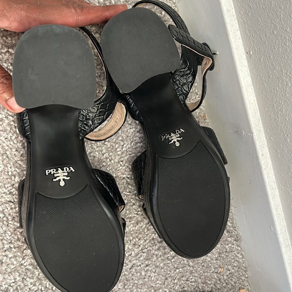 AUTHENTIC PRADA SANDALS SHOES SIZE 37 EUC - Picture 6 of 8